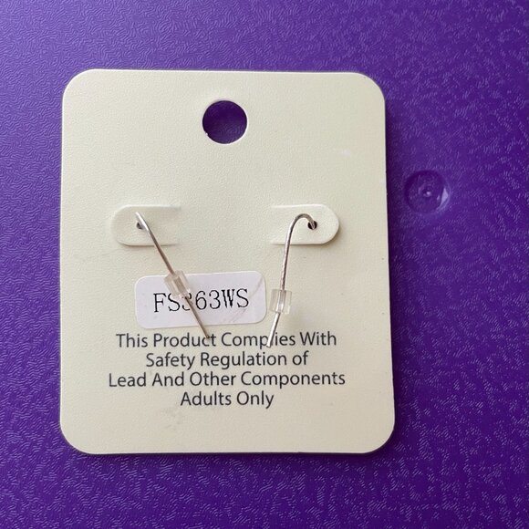 Bundle 3 pairs for $12. Envy Circle Silver Tone Dangle Earrings - Picture 3 of 3